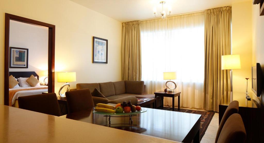 Avari Hotel Apartments - Al Barsha Dubai Room photo