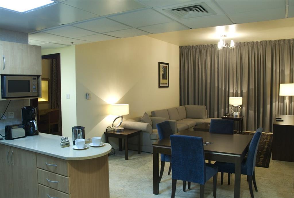 Avari Hotel Apartments - Al Barsha Dubai Room photo